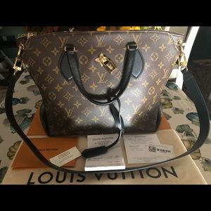 Louis Vuitton Flower Tote MM!!